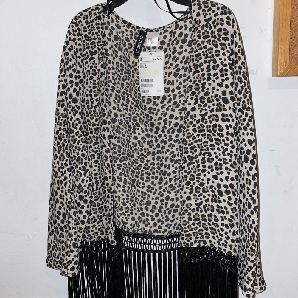 H&M Leopard Cat Animal print fringe tassle shawl kimono cover up Black Petite xs